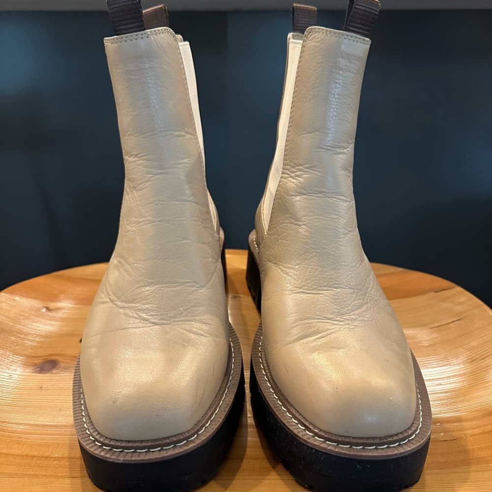 Sam Edelman Laguna Boot - Picture 5 of 6